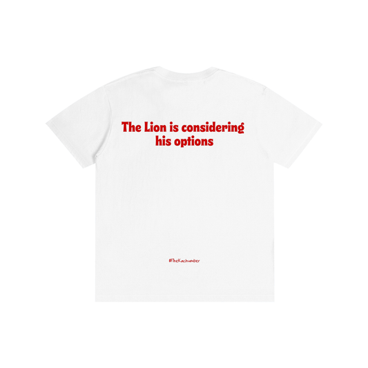 The Lion is considering his options | Unisex T-Shirt